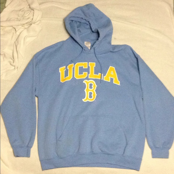 Gildan Other - Men's UCLA Hoodie